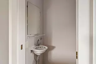 110 Leonard St, Belmont, MA 02478 - Photo 8