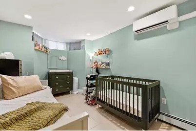 13 Telegraph St #1, Boston, MA 02127 - Photo 16