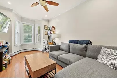 13 Telegraph St #1, Boston, MA 02127 - Photo 2