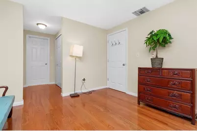 1210 Vfw Pkwy #12, Boston, MA 02132 - Photo 10