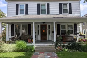 184 White St, Belmont, MA 02478 - Photo 2