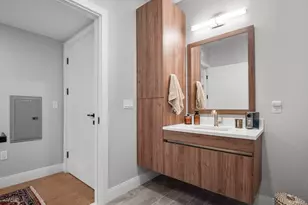 9 Central St, Somerville, MA 02143 - Photo 6