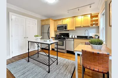 523 E Second St #1, Boston, MA 02127 - Photo 2
