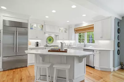 10 S Pasture Ln, Duxbury, MA 02332 - Photo 2