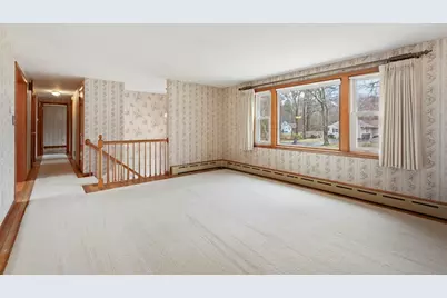 6 Myrtle St, Mendon, MA 01756 - Photo 4