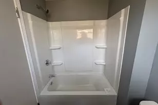 27 4th St, Attleboro, MA 02703 - Photo 8