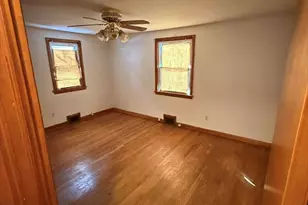 137 Carnavon Cir, Springfield, MA 01109 - Photo 14