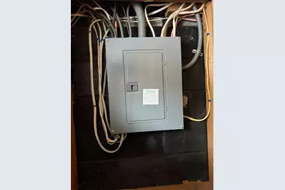 137 Carnavon Cir, Springfield, MA 01109 - Photo 26