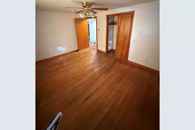 137 Carnavon Cir, Springfield, MA 01109 - Photo 12