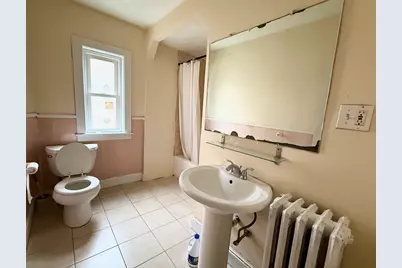 113-115 Elmwood Ave #115, Quincy, MA 02170 - Photo 6