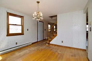 21 Carmel Ln, Agawam, MA 01030 - Photo 12