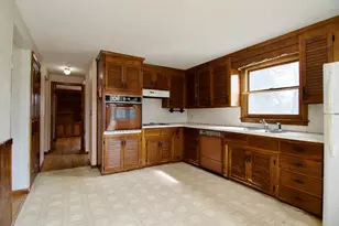 21 Carmel Ln, Agawam, MA 01030 - Photo 18