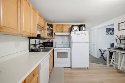 269 Chicopee St #17, Chicopee, MA 01013 - Photo 8