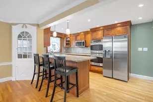 76 Clearwater Dr, Boston, MA 02126 - Photo 4