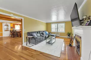 76 Clearwater Dr, Boston, MA 02126 - Photo 10