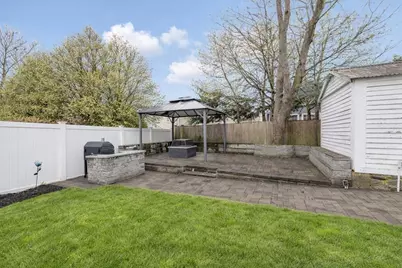 76 Clearwater Dr, Boston, MA 02126 - Photo 30