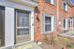 80 Yorktown Dr, Springfield, MA 01108 - Photo 2