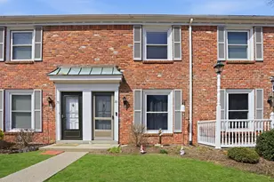 80 Yorktown Dr, Springfield, MA 01108 - Photo 1