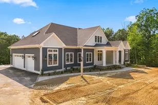 307 S E Main St, Douglas, MA 01516 - Photo 6