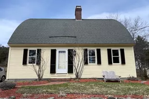 699 Martins Pond Rd, Groton, MA 01450 - Photo 2