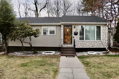 56 Loxwood St, Worcester, MA 01604 - Photo 1