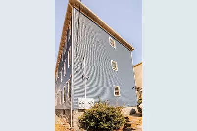 56 Cohasset St, Worcester, MA 01604 - Photo 8