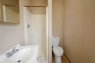 25 Oakland Ave, Everett, MA 02149 - Photo 4