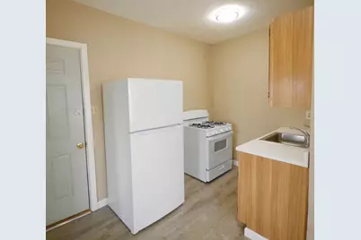 25 Oakland Ave #3F, Everett, MA 02149 - Photo 1