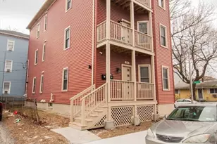 26 Vinson St, Worcester, MA 01605 - Photo 4