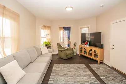 26 Vinson St, Worcester, MA 01605 - Photo 10