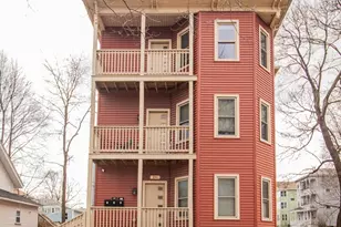 26 Vinson St, Worcester, MA 01605 - Photo 1