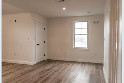 50 Gar Highway, Swansea, MA 02777 - Photo 6