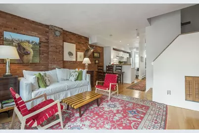 26 Bigelow St #A, Cambridge, MA 02139 - Photo 8