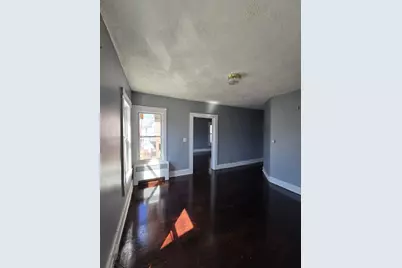 21 Chapel St #2, Springfield, MA 01109 - Photo 10