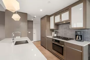 100 Lovejoy Wharf, Boston, MA 02114 - Photo 8