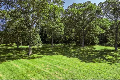 26 Flint Hill Road, West Tisbury, MA 02575 - Photo 4