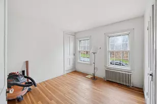 1177 Northampton St, Holyoke, MA 01040 - Photo 12