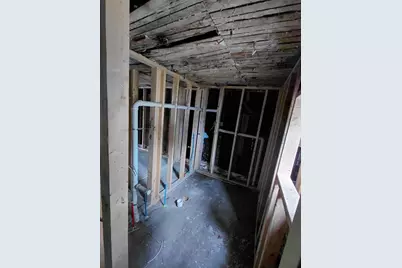 247 Pecks Rd, Pittsfield, MA 01201 - Photo 8