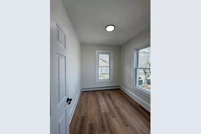 192 Chestnut St, Holyoke, MA 01040 - Photo 28