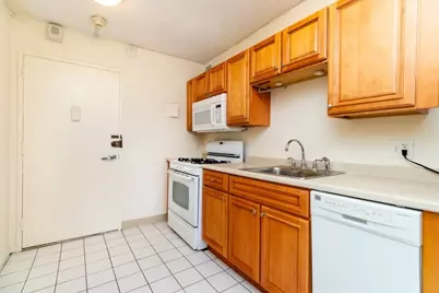 44 Washington St. #605, Brookline, MA 02445 - Photo 2