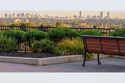 2009 Symmes Cir #2009, Arlington, MA 02474 - Photo 26