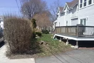 35 Spring St, Medford, MA 02155 - Photo 8