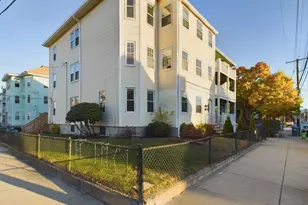 428 Main St, Medford, MA 02155 - Photo 10