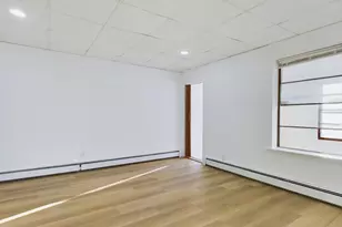 428 Main St, Medford, MA 02155 - Photo 4