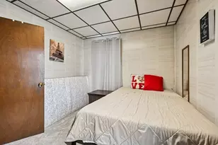 53 Newtown St, Fitchburg, MA 01420 - Photo 12