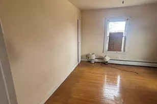 25 Shannon St, Worcester, MA 01604 - Photo 6