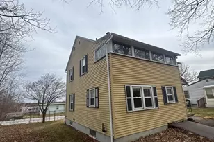 25 Shannon St, Worcester, MA 01604 - Photo 12