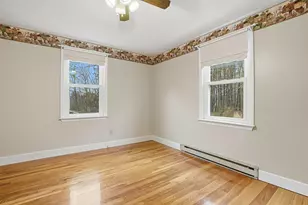 35 Brooks St, Upton, MA 01568 - Photo 16