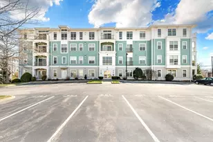 4 Repton Circle, Watertown, MA 02472 - Photo 2