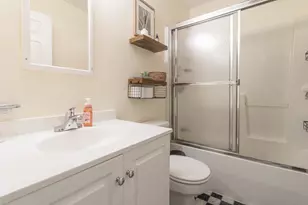 828 Huntington Ave, Boston, MA 02115 - Photo 10